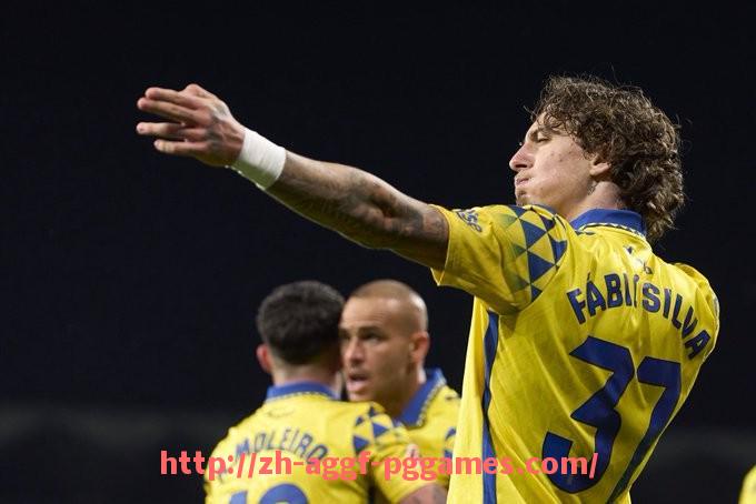 PG模拟器官方网站-世俱杯优秀表现带动身价上涨球员名单及成长轨迹